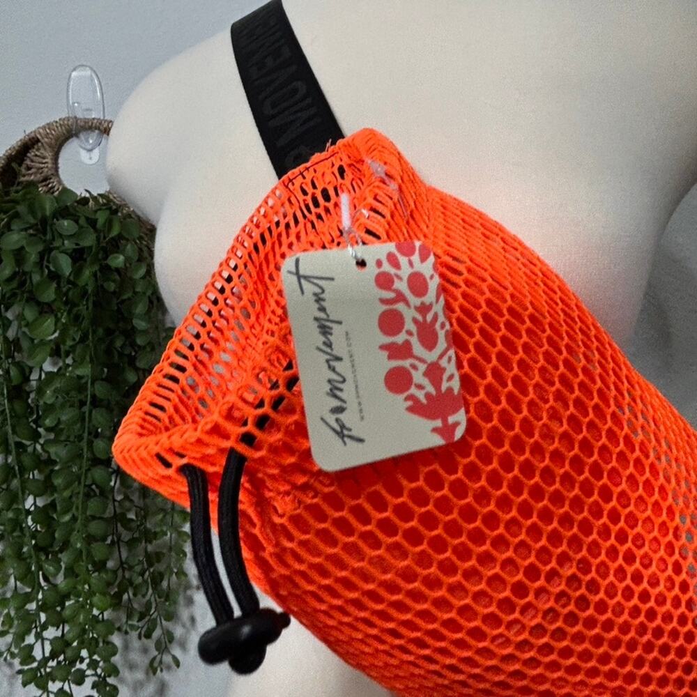NEW Free People Movement Mini Mesh Sling Bag Orange Functional Athleisure - Picture 4 of 9